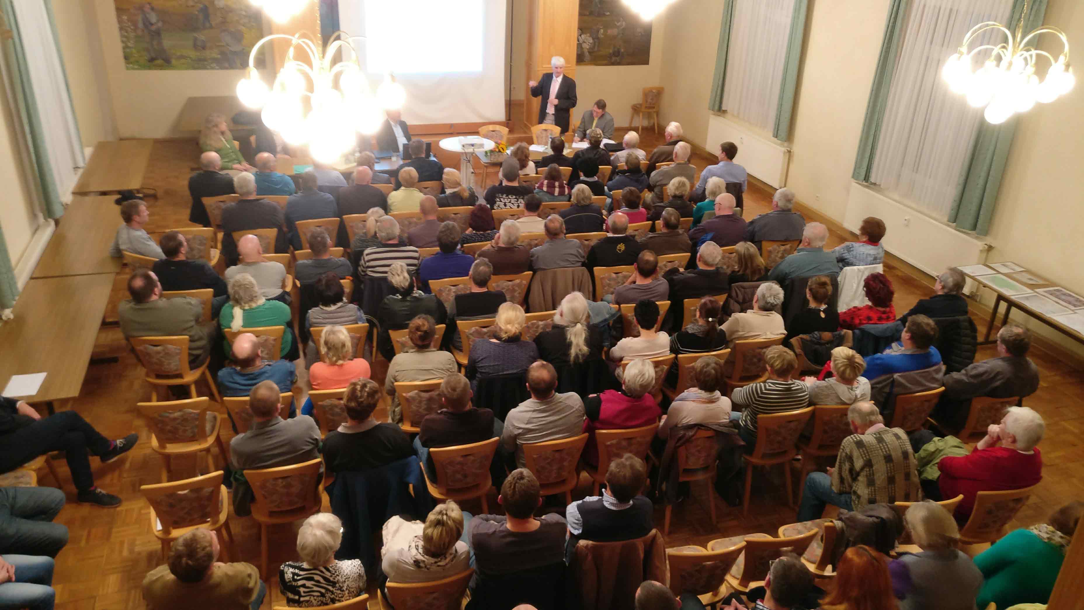 Gründung der Bürgerinitiative „Weinstraße GegenWind“